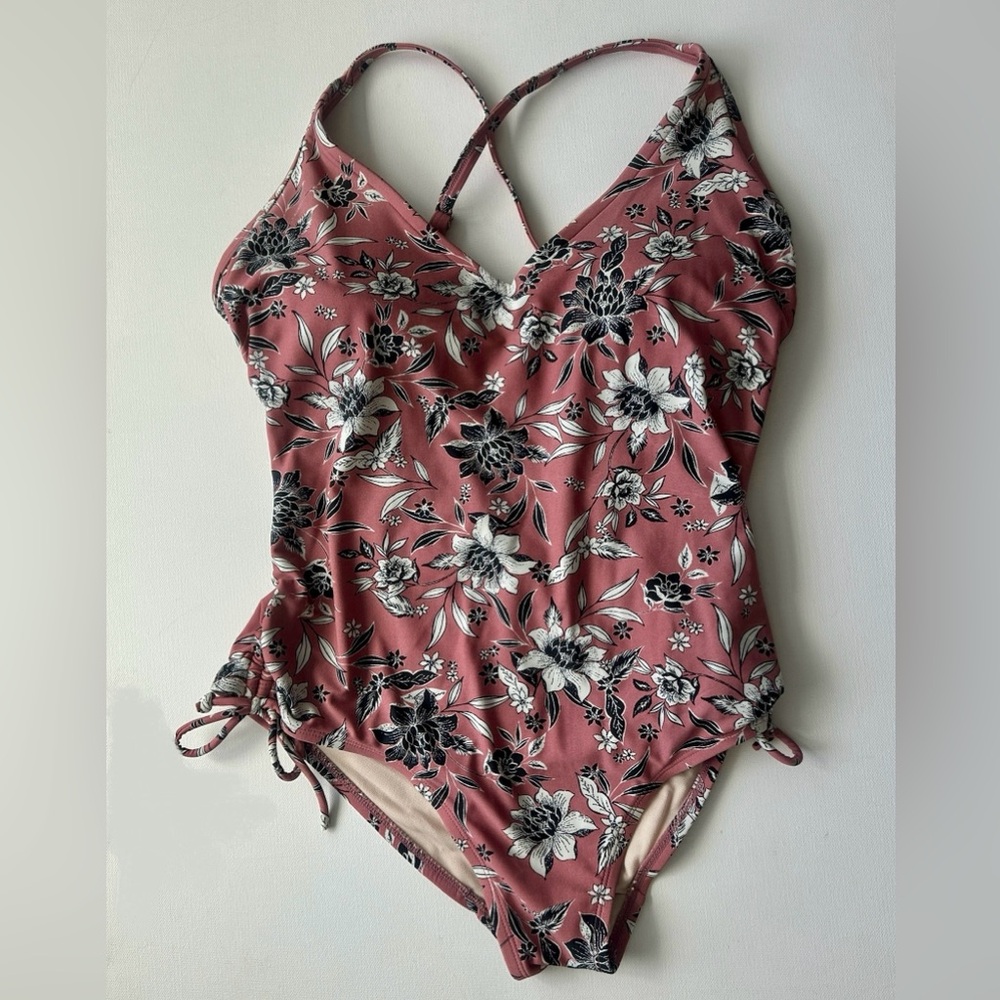 Rona Sol, women blush pink swimsuit, one piece V neck.  Size L.